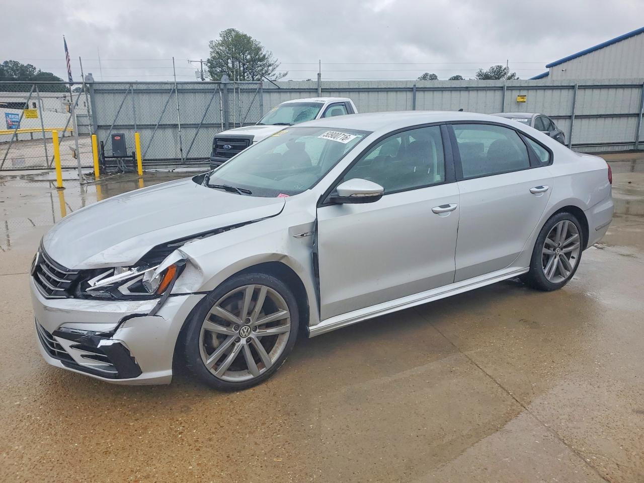 2018 VOLKSWAGEN PASSAT S | 1VWAA7A31JC051331 | UPCARS