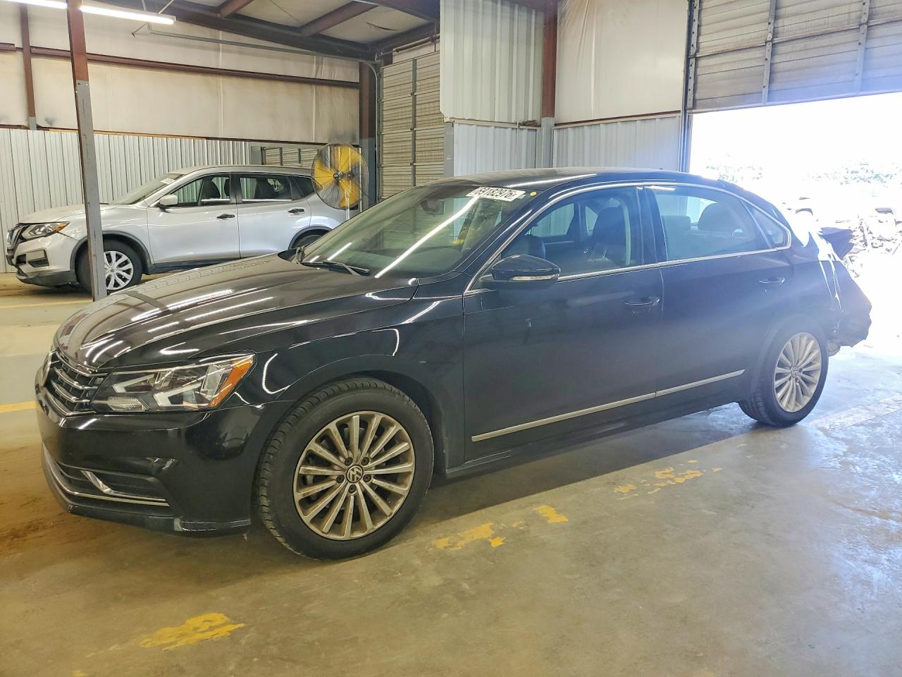 2017 VOLKSWAGEN PASSAT SE | 1VWBT7A37HC018102 | UPCARS