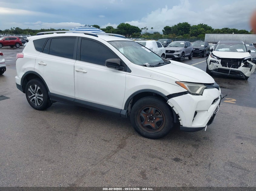 2017 TOYOTA RAV4 LE | JTMZFREV9HJ703245 | UPCARS