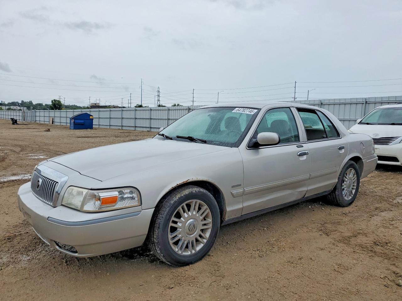 2009 MERCURY GRMARQUIS LS | 2MEHM75V39X608063 | UPCARS