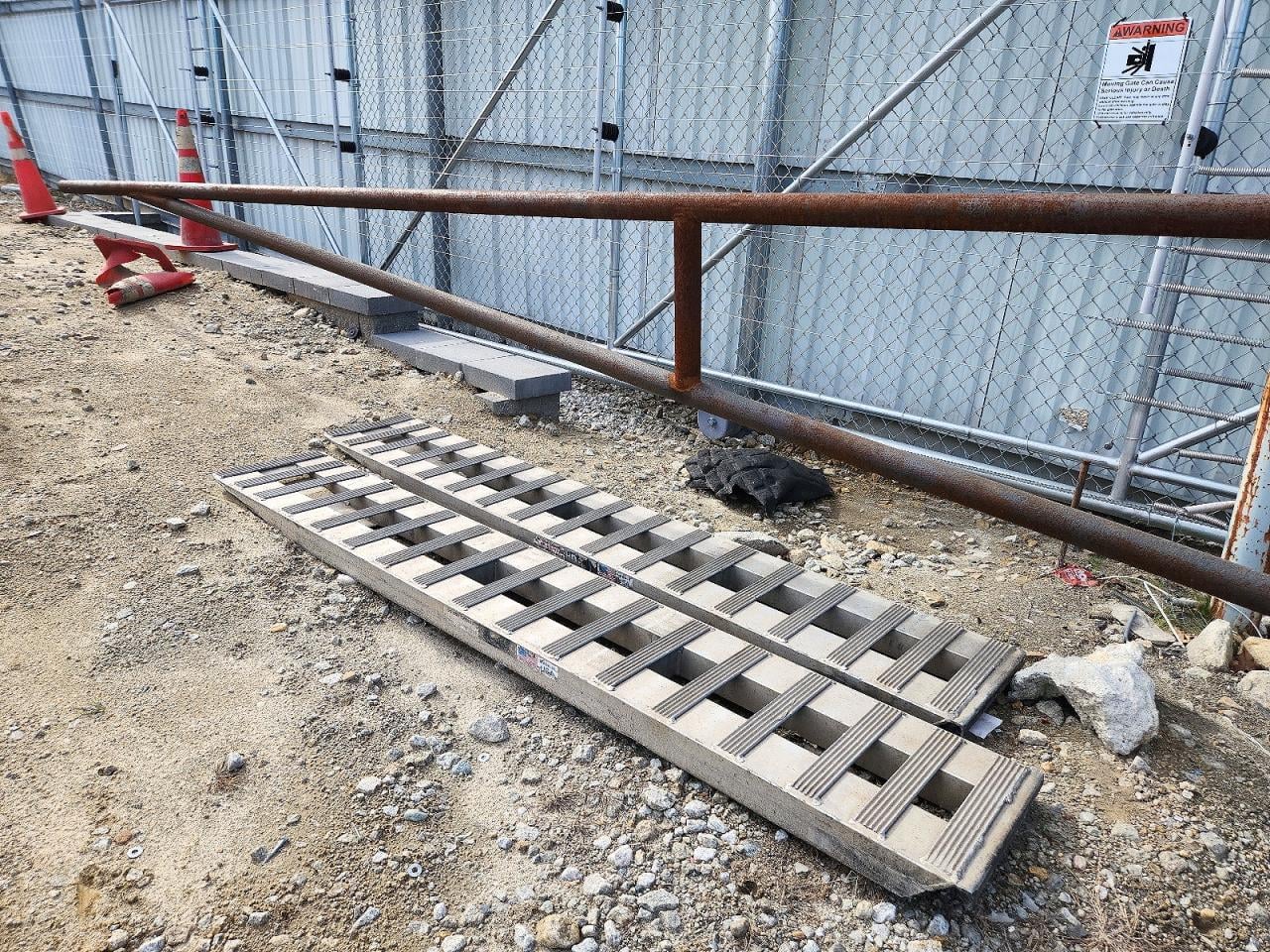 2000 RAMP RAMP | LOT73916946 | UPCARS