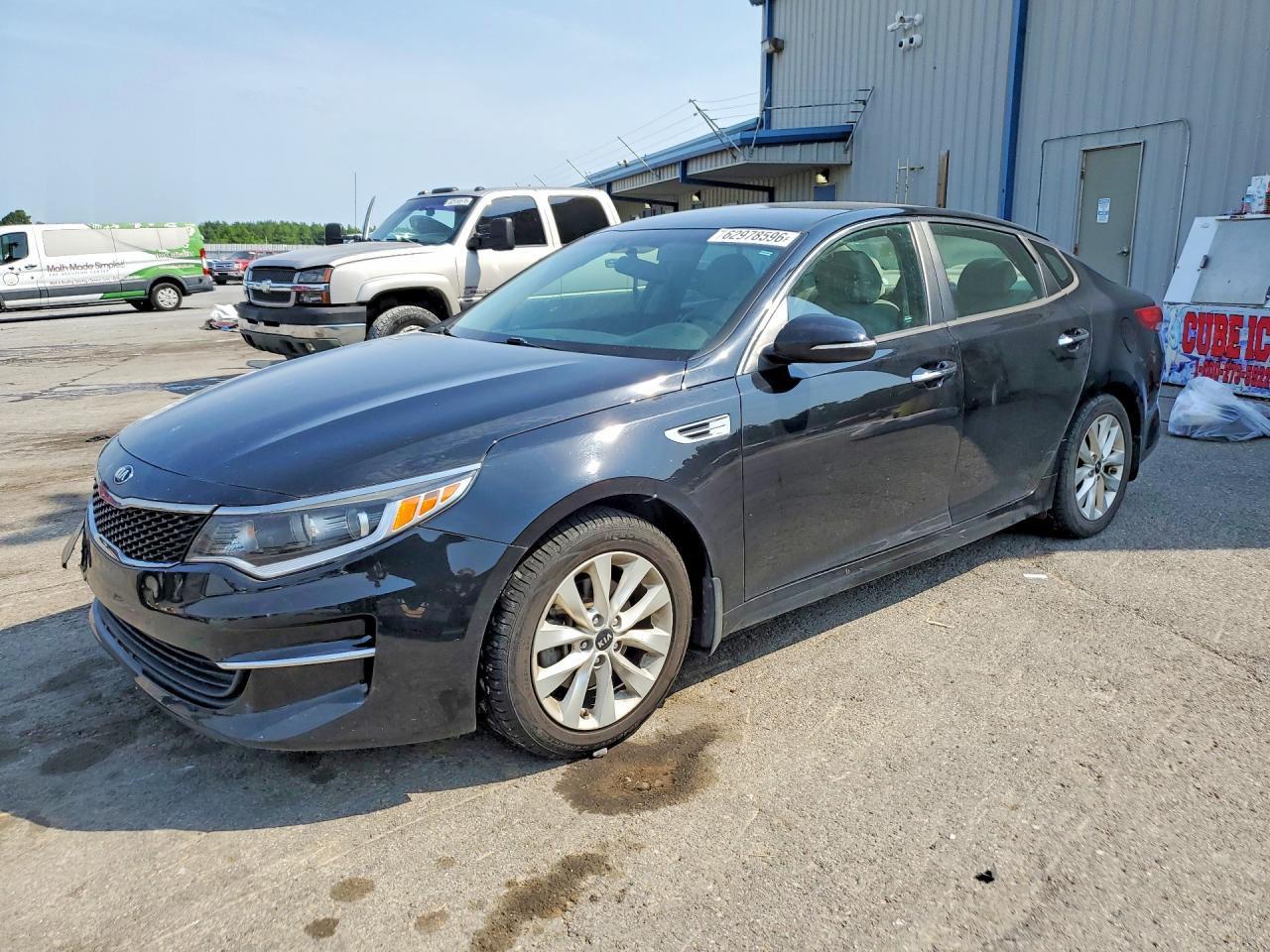 2018 KIA OPTIMA LX | 5XXGT4L32JG268731 | UPCARS