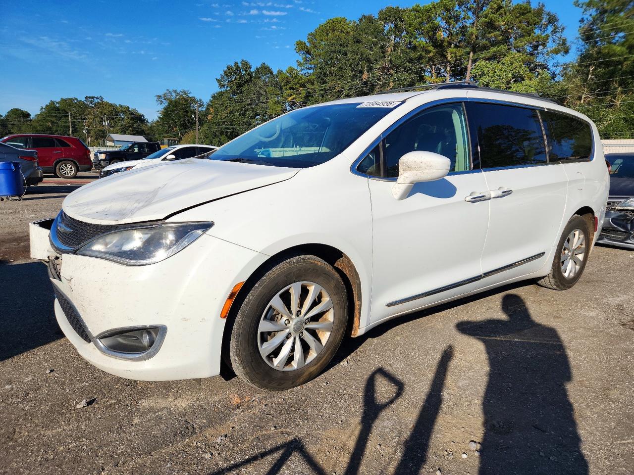 2017 CHRYSLER PACIFICA TOURING L | 2C4RC1BGXHR642256 | UPCARS