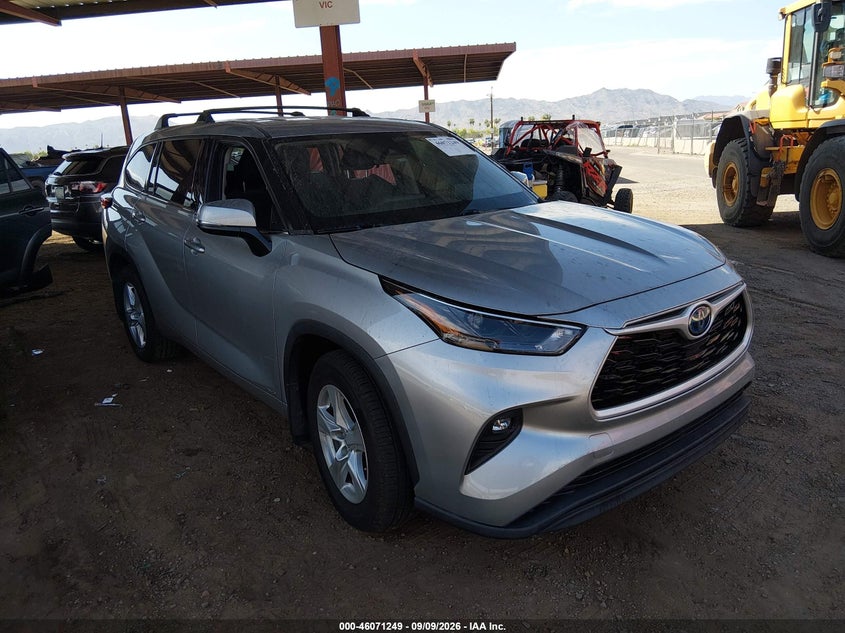 2022 TOYOTA HIGHLANDER HYBRID LE | 5TDBBRCH6NS562031 | UPCARS