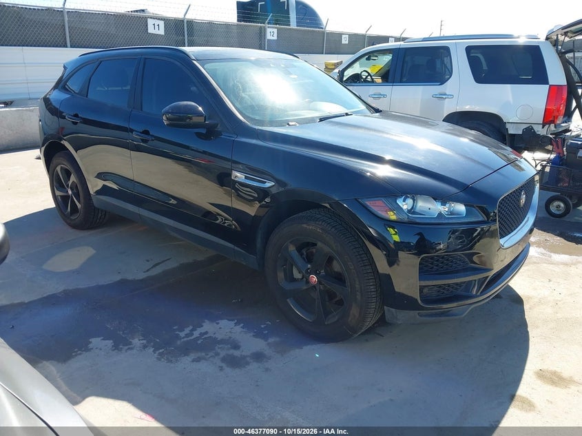 2018 JAGUAR F-PACE 25T PREMIUM | SADCJ2FX0JA268377 | UPCARS