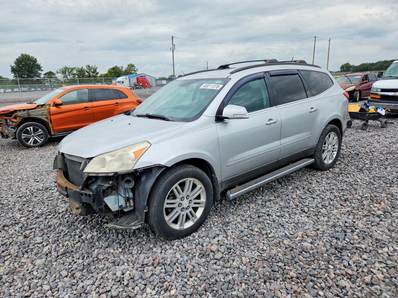 2011 CHEVROLET TRAVERSE LT | 1GNKRGED5BJ389810 | UPCARS