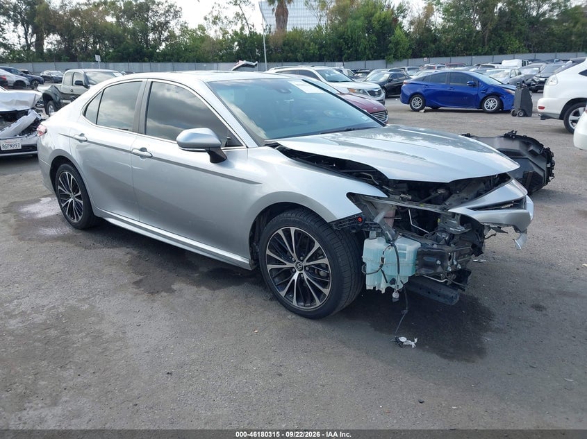 2018 TOYOTA CAMRY SE | 4T1B11HK3JU063732 | UPCARS