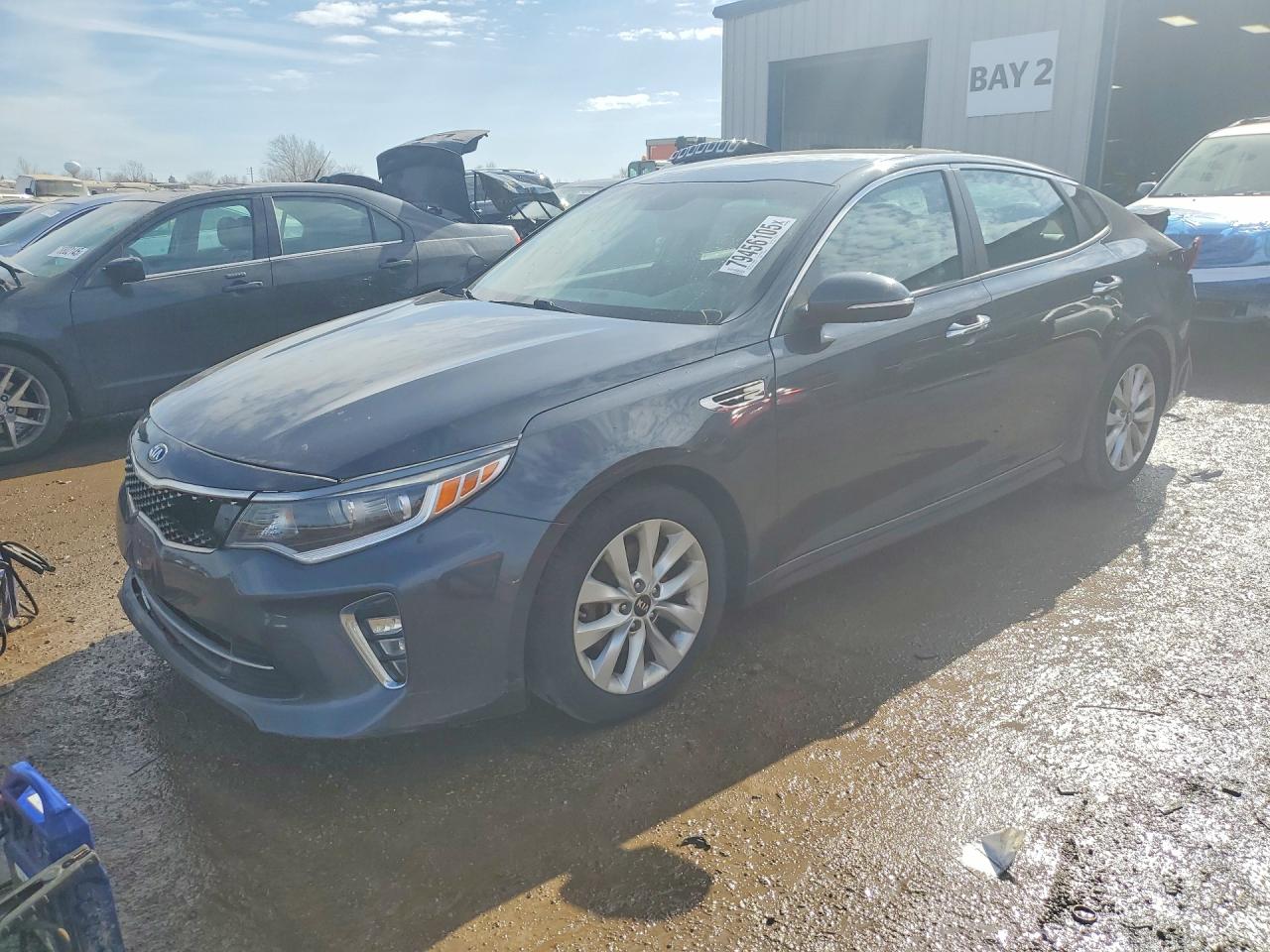 2018 KIA OPTIMA S | 5XXGT4L38JG206105 | UPCARS