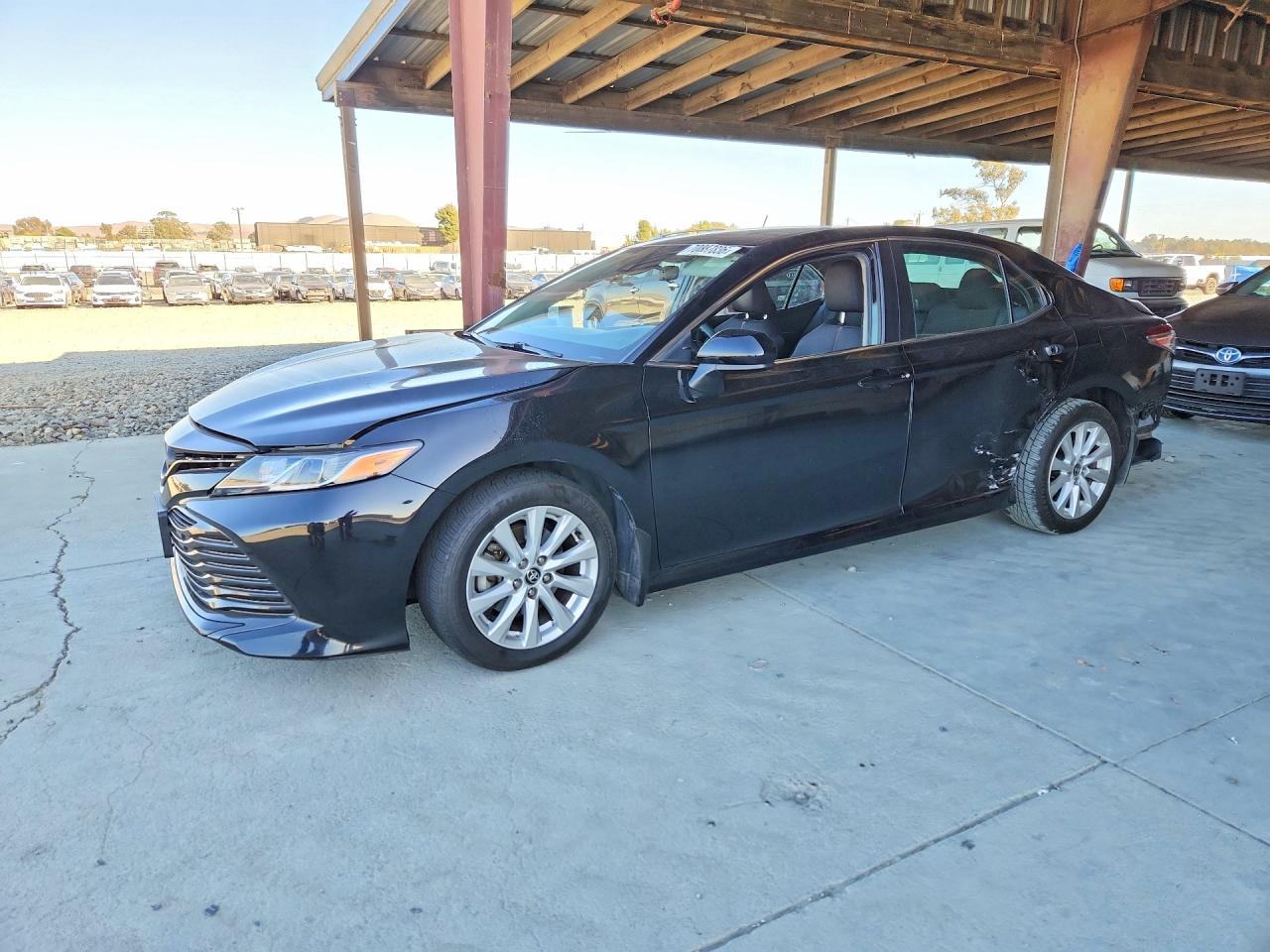 2020 TOYOTA CAMRY LE | 4T1C11AK2LU364154 | UPCARS