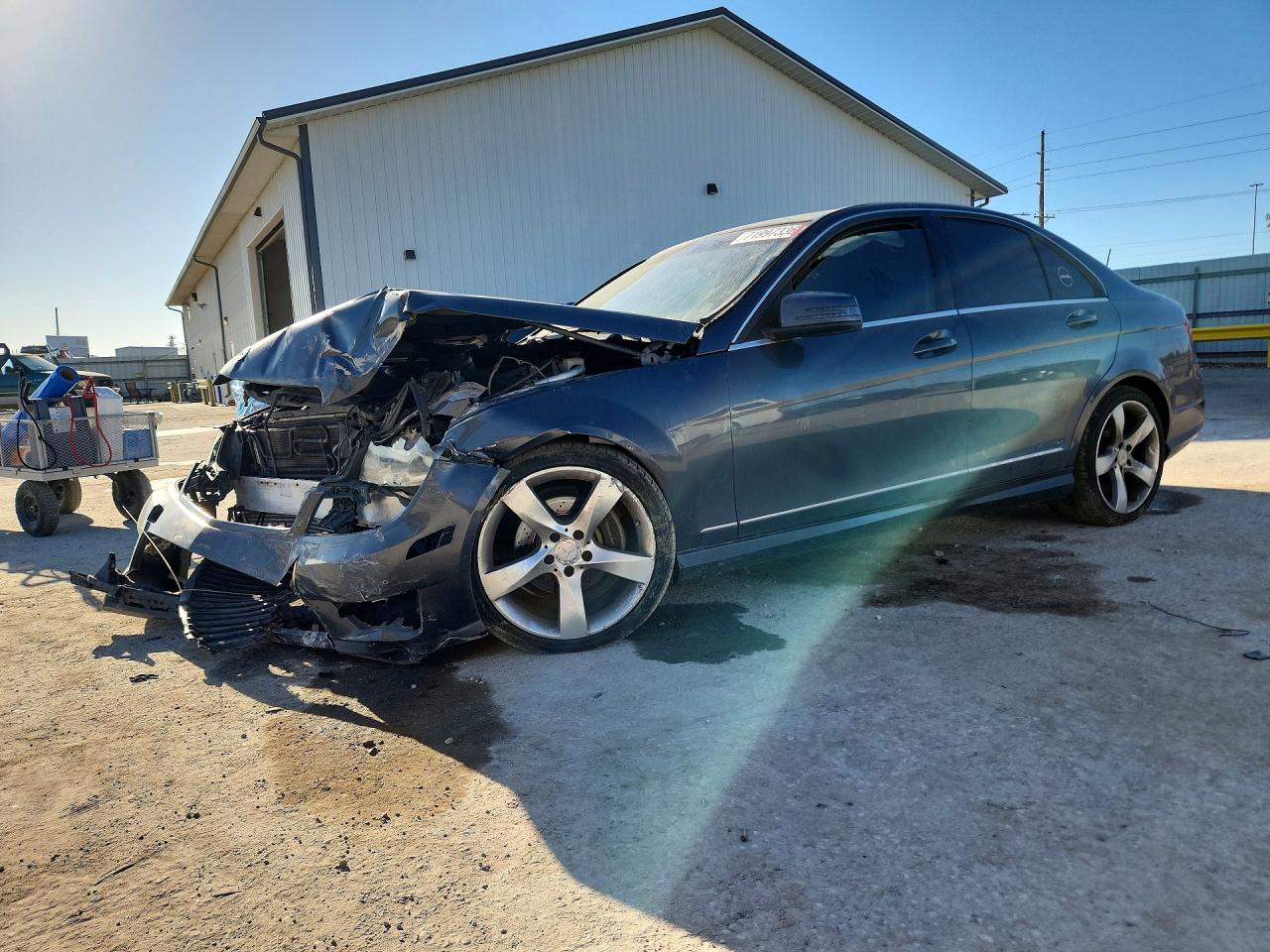 2014 MERCEDES-BENZ C-CLASS 250 | WDDGF4HB1EA964351 | UPCARS
