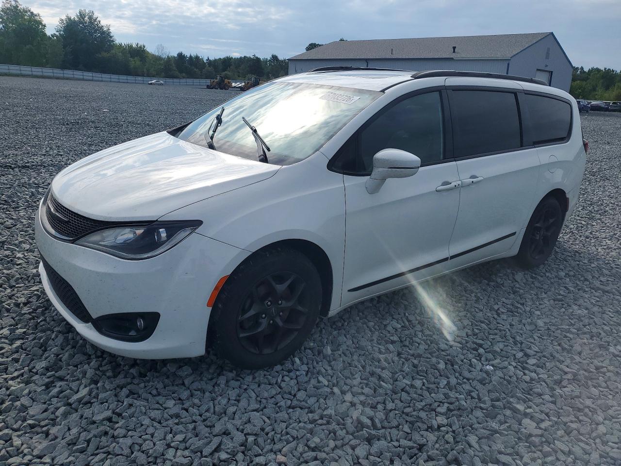 2019 CHRYSLER PACIFICA LIMITED | 2C4RC1GG6KR668532 | UPCARS