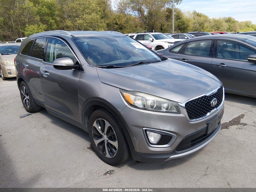 2016 KIA SORENTO 3.3L EX | 5XYPH4A56GG040967 | UPCARS
