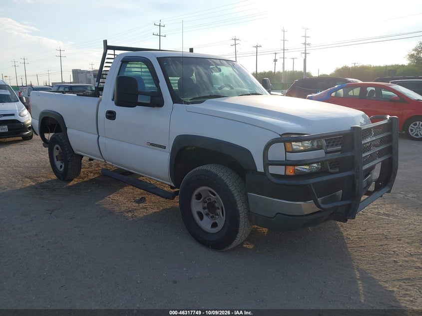2005 CHEVROLET SILVERADO 2500HD WORK TRUCK | 1GCHC24U55E280088 | UPCARS