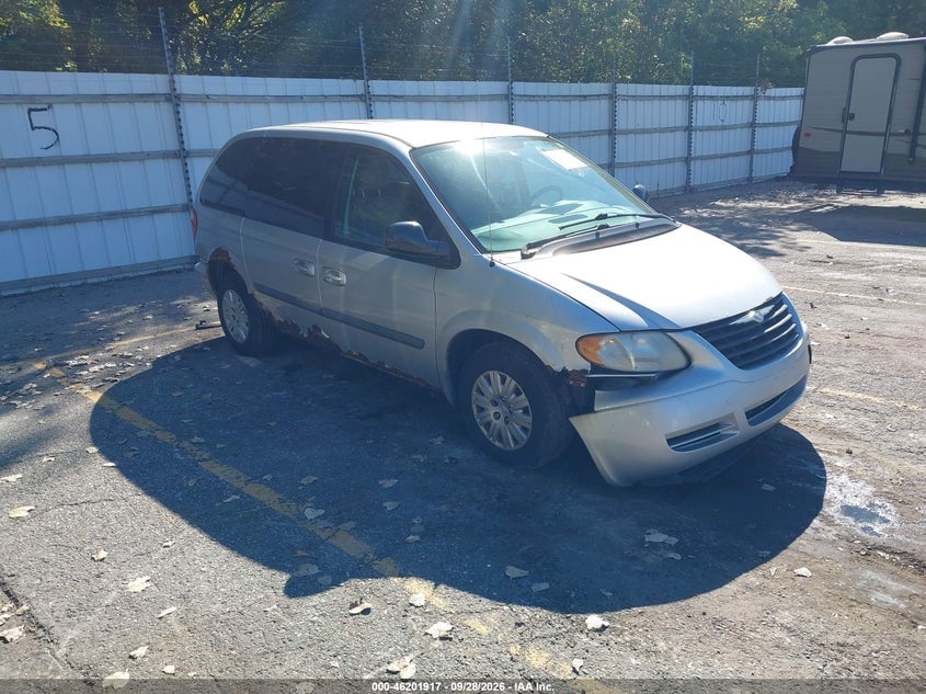2007 CHRYSLER TOWN & COUNTRY | 1A4GJ45R87B148982 | UPCARS