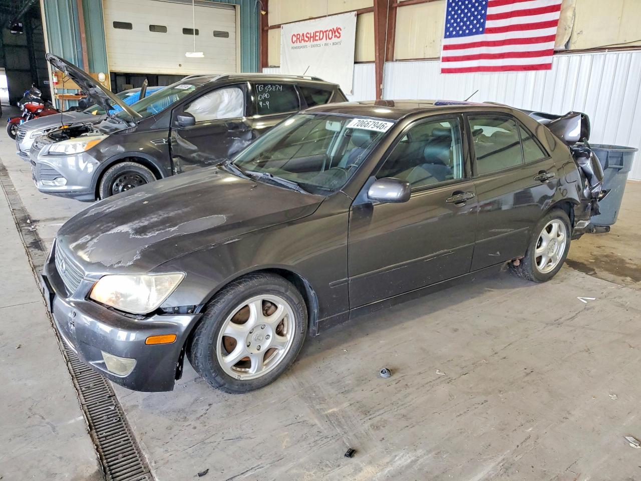 2001 LEXUS IS 300 | JTHBD182010006034 | UPCARS