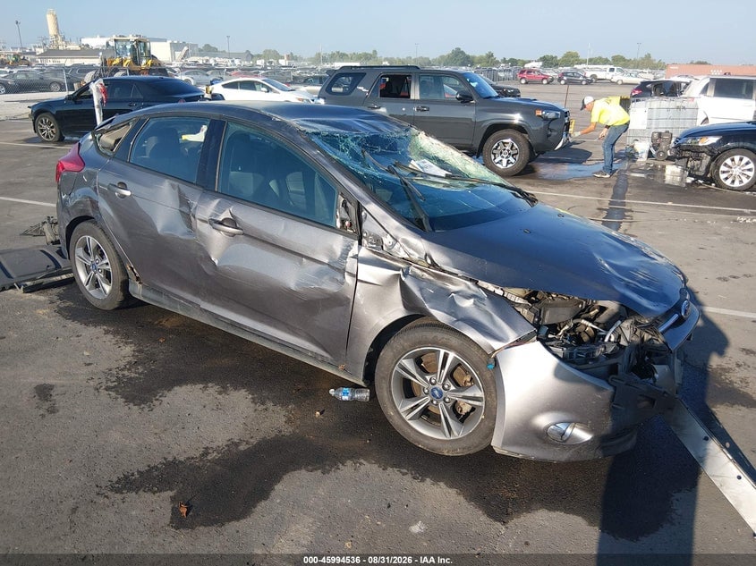2014 FORD FOCU SE | 1FADP3K29EL373143 | UPCARS