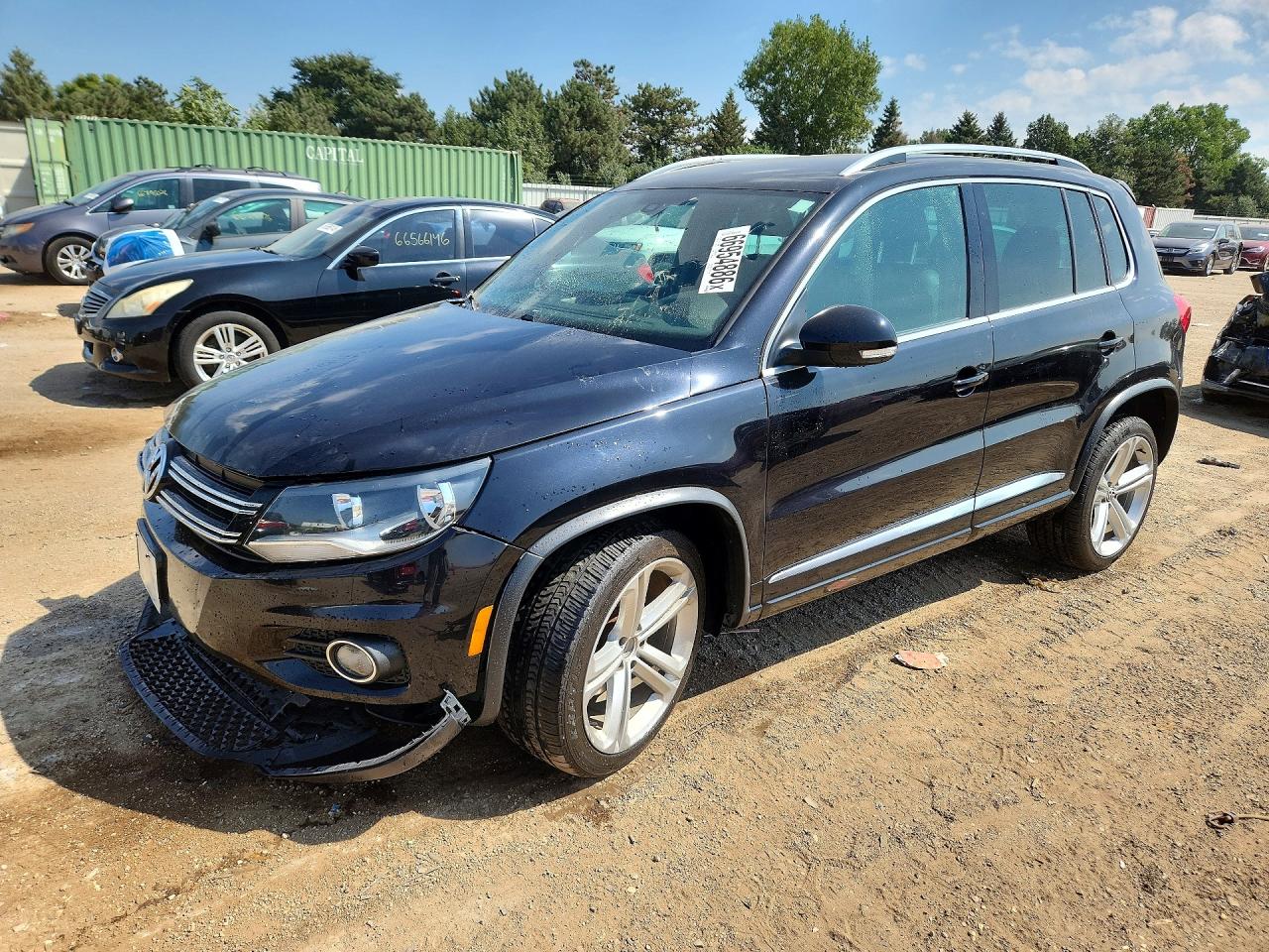 2016 VOLKSWAGEN TIGUAN S | WVGBV7AX5GW609389 | UPCARS