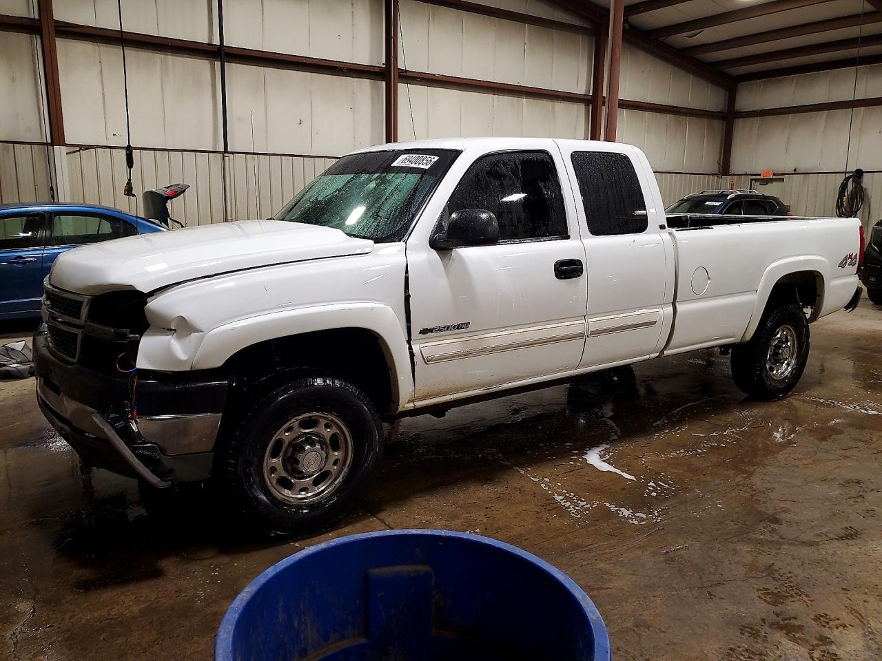 2005 CHEVROLET SILVERADO K2500 HEAVY DUTY | 1GCHK29U05E299658 | UPCARS