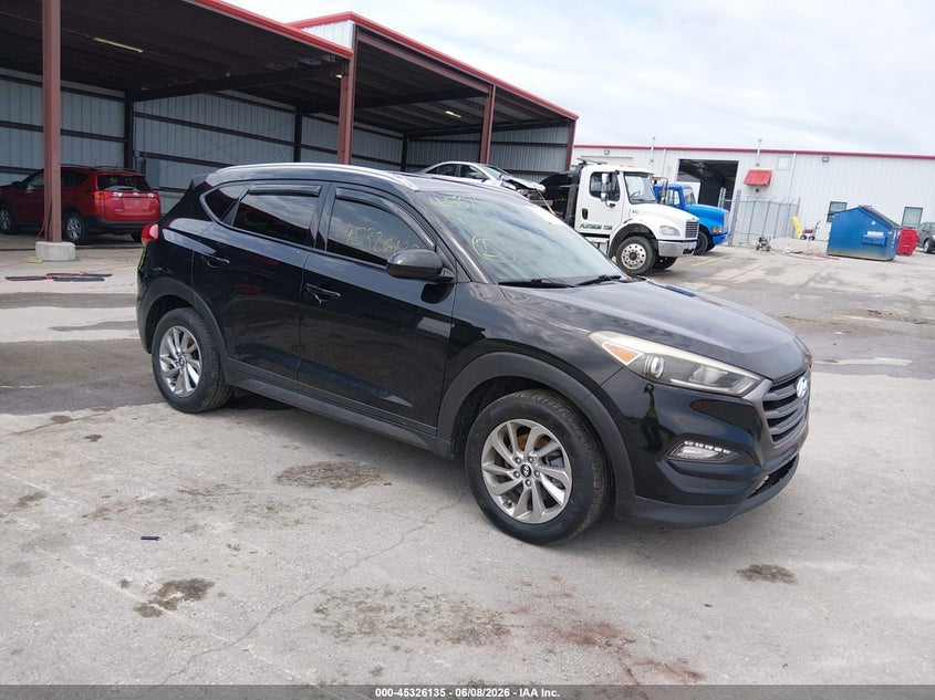 2016 HYUNDAI TUCSON SE | KM8J33A45GU212468 | UPCARS
