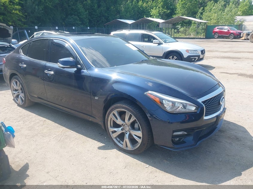 2018 INFINITI Q70 3.7X LUXE | JN1BY1AR9JM220061 | UPCARS