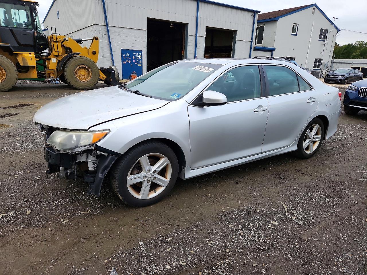 2014 TOYOTA CAMRY SE | 4T1BF1FK4EU386231 | UPCARS