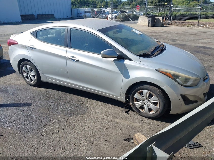 2016 HYUNDAI ELANTRA SE | 5NPDH4AEXGH740681 | UPCARS