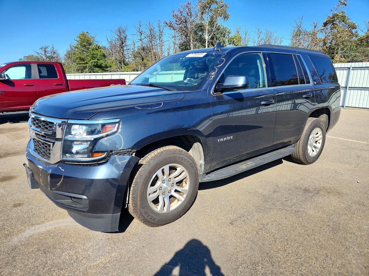 2019 CHEVROLET TAHOE K1500 LT | 1GNSKBKC8KR136663 | UPCARS