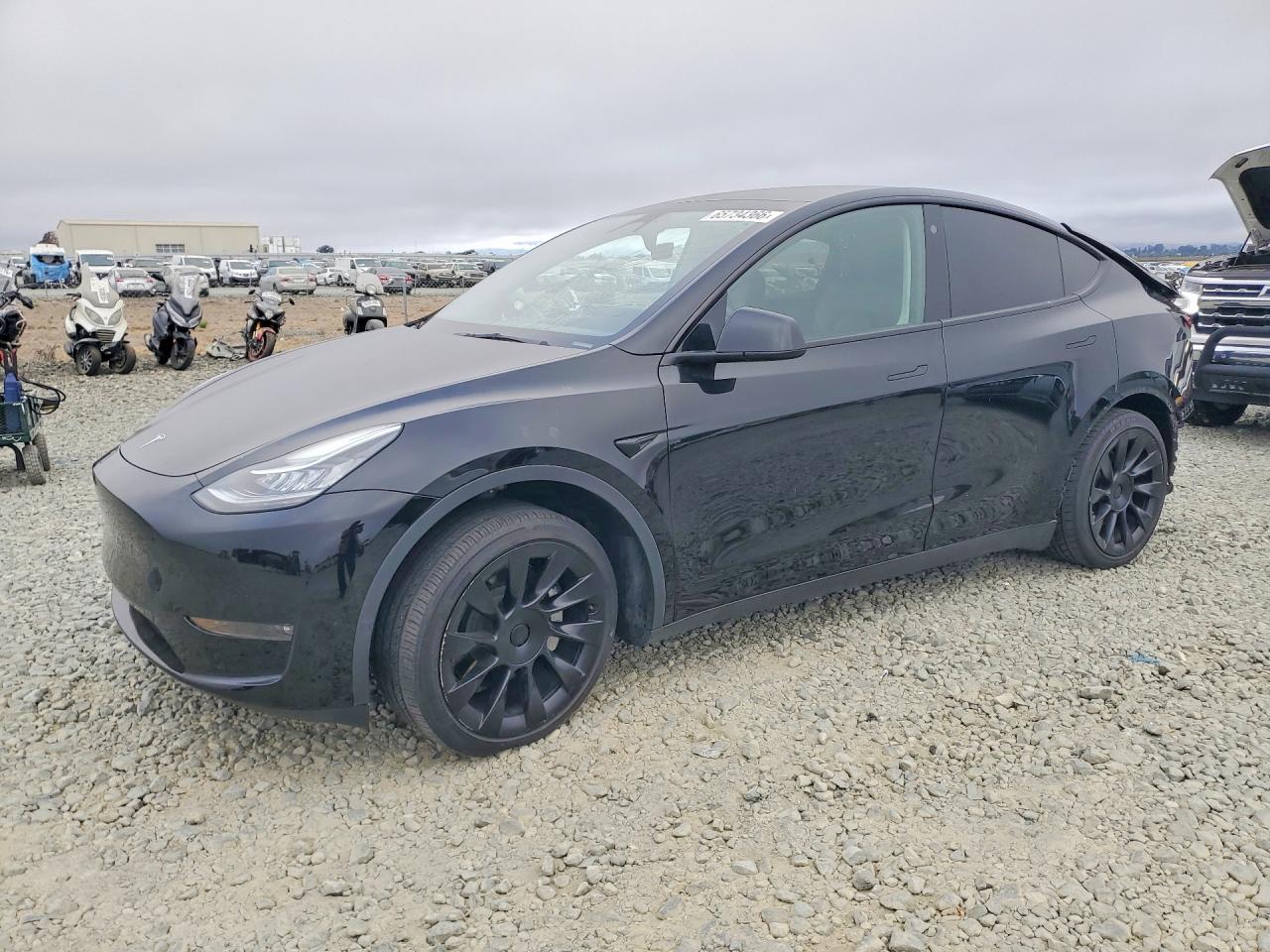 2022 TESLA MODEL Y | 7SAYGAEE7NF490036 | UPCARS