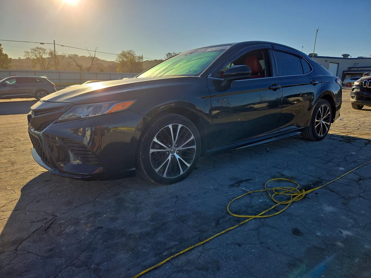 2019 TOYOTA CAMRY SE | 4T1B11HK4KU695849 | UPCARS