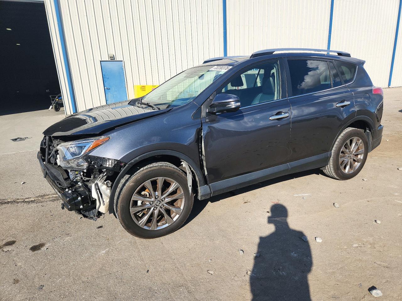 2017 TOYOTA RAV4 LIMITED | JTMYFREV4HD095497 | UPCARS