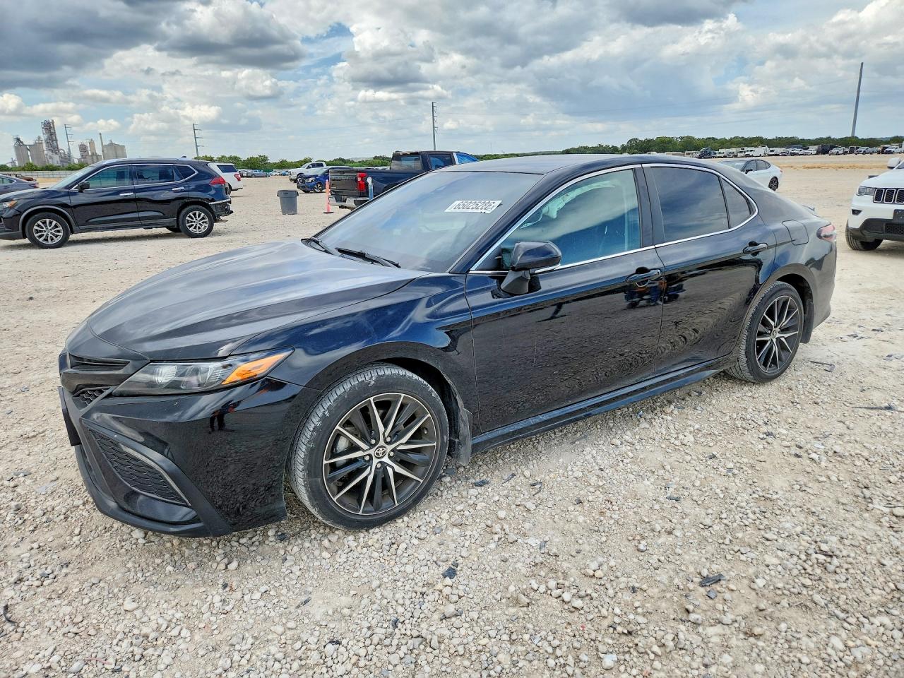 2024 TOYOTA CAMRY SE | 4T1G11AK2RU250875 | UPCARS