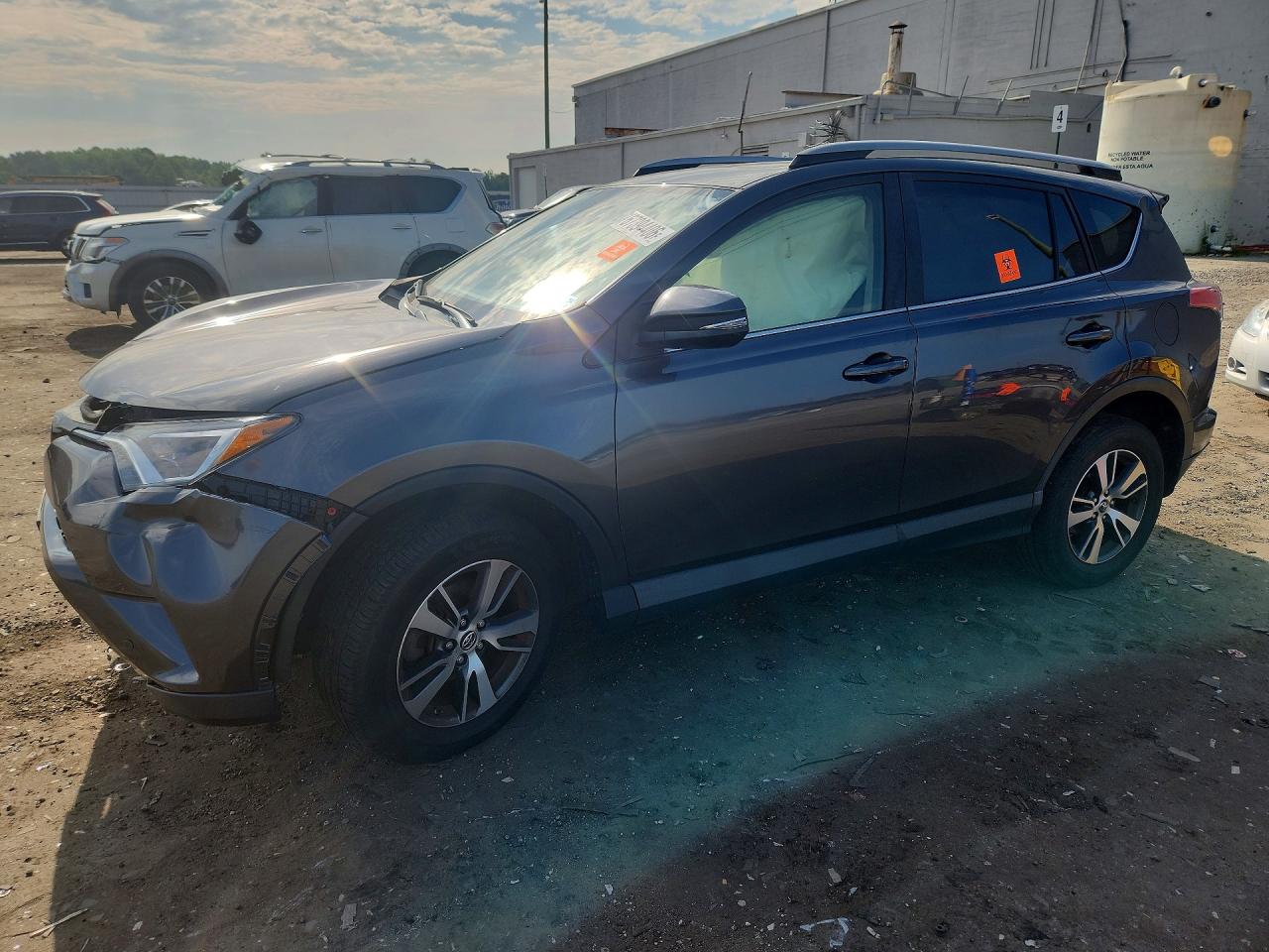 2018 TOYOTA RAV4 XLE | JTMRFREV2JJ196842 | UPCARS