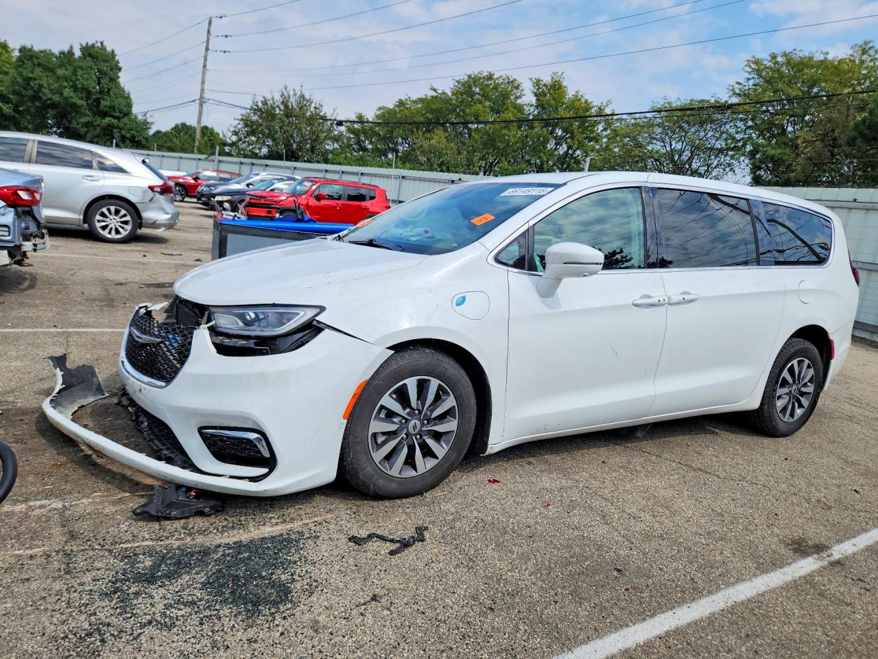 2022 CHRYSLER PACIFICA HYBRID TOURING L | 2C4RC1L7XNR120981 | UPCARS