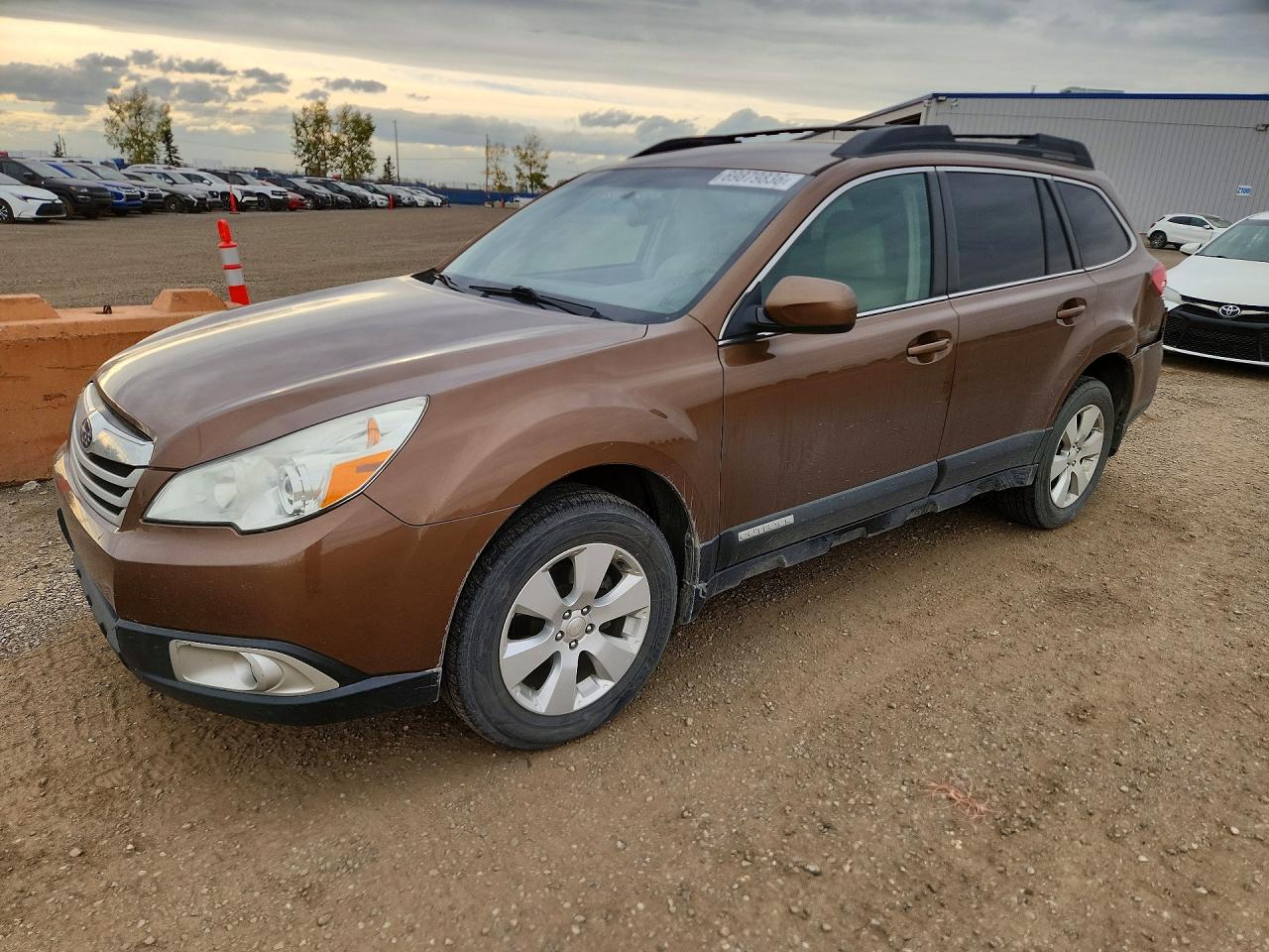 2011 SUBARU OUTBACK 2.5I PREMIUM | 4S4BRHBC8B3318983 | UPCARS