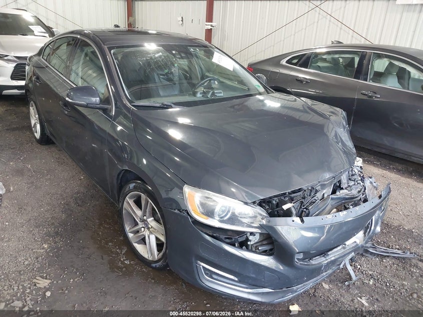 2015 VOLVO S60 T5 PLATINUM | YV140MFM5F2355532 | UPCARS