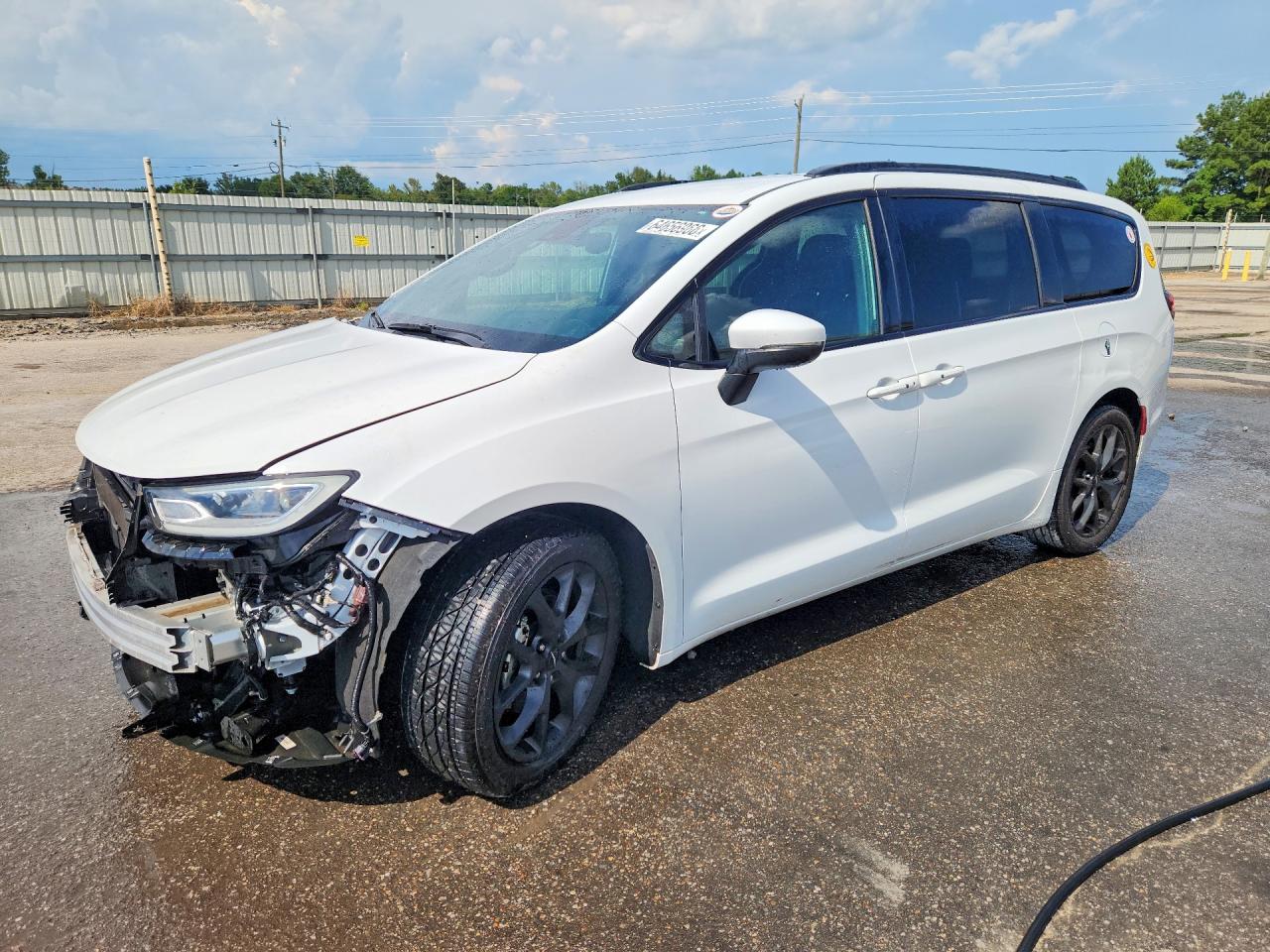 2023 CHRYSLER PACIFICA TOURING L | 2C4RC1BG3PR513015 | UPCARS