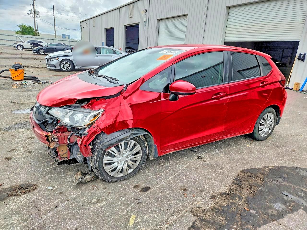 2015 HONDA FIT LX | 3HGGK5H50FM734117 | UPCARS