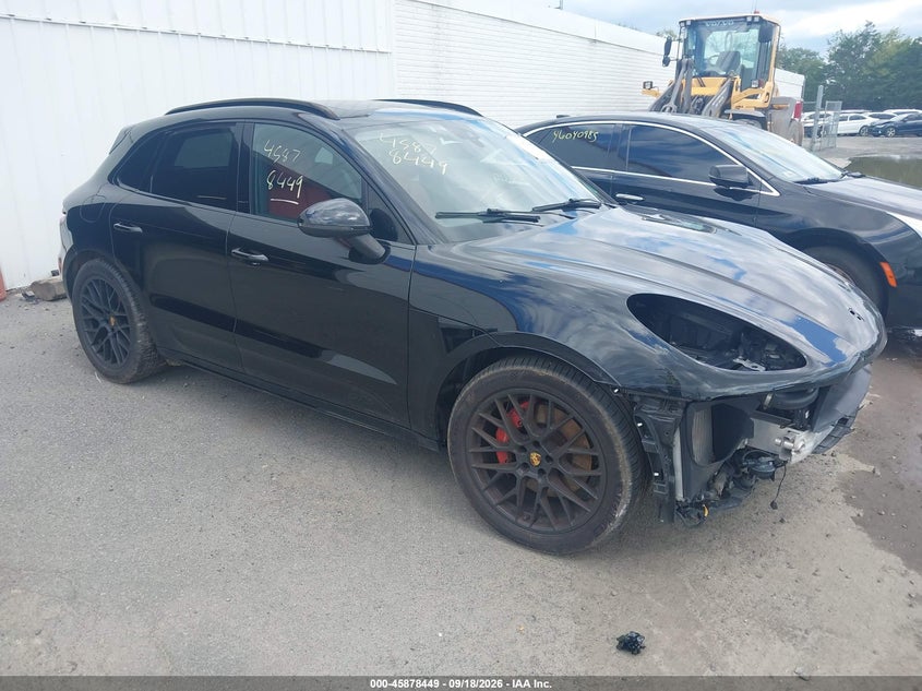2017 PORSCHE MACAN GTS | WP1AG2A53HLB51686 | UPCARS