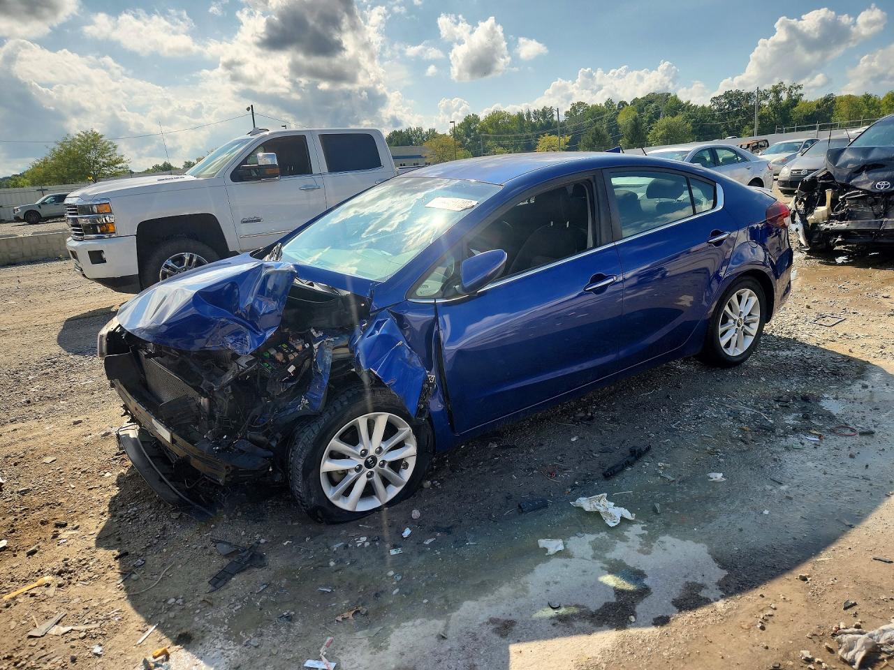 2017 KIA FORTE S | 3KPFL4A7XHE149913 | UPCARS