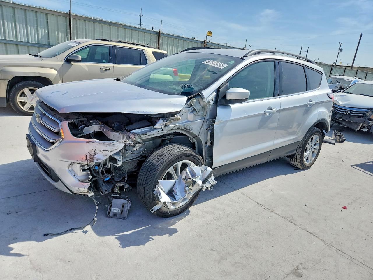 2018 FORD ESCAPE SE | 1FMCU0G92JUB49733 | UPCARS