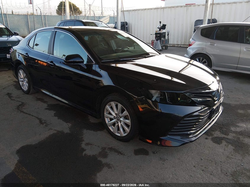 2019 TOYOTA CAMRY LE | 4T1B11HKXKU284004 | UPCARS