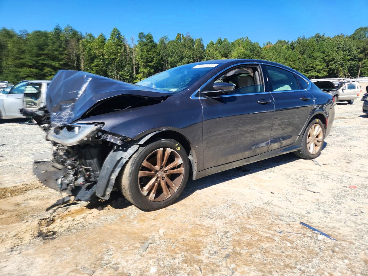 2015 CHRYSLER 200 LIMITED | 1C3CCCAB3FN606043 | UPCARS
