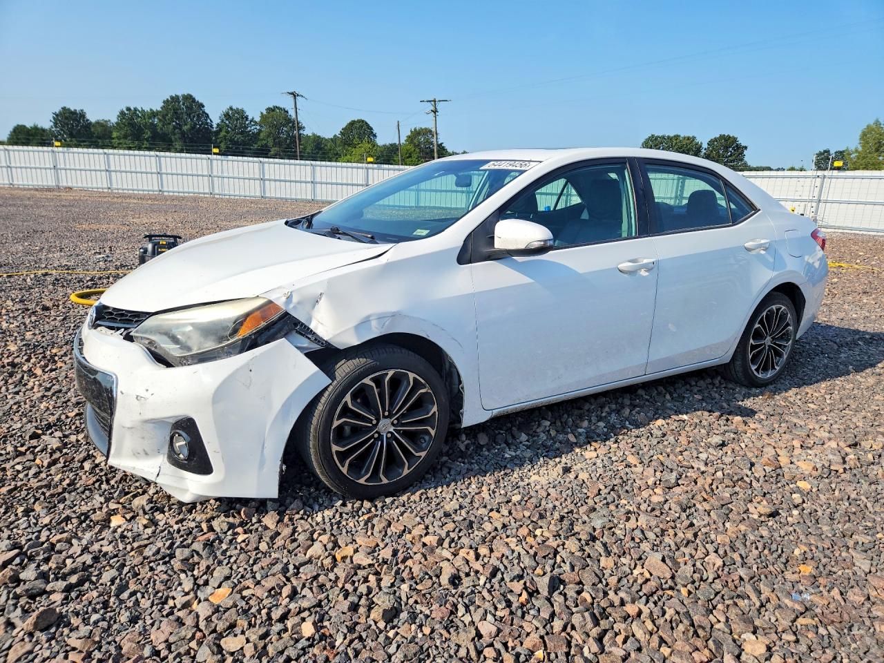 2015 TOYOTA COROLLA S PLUS | 5YFBURHE9FP270893 | UPCARS