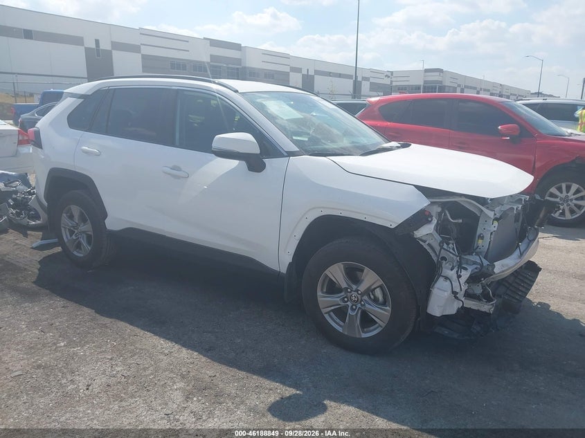 2025 TOYOTA RAV4 XLE | 2T3W1RFV8SC358865 | UPCARS