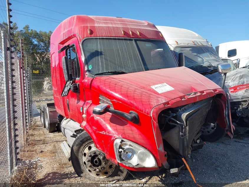 2017 FREIGHTLINER CASCADIA 113 | 3AKJGHDV7HSHN1868 | UPCARS