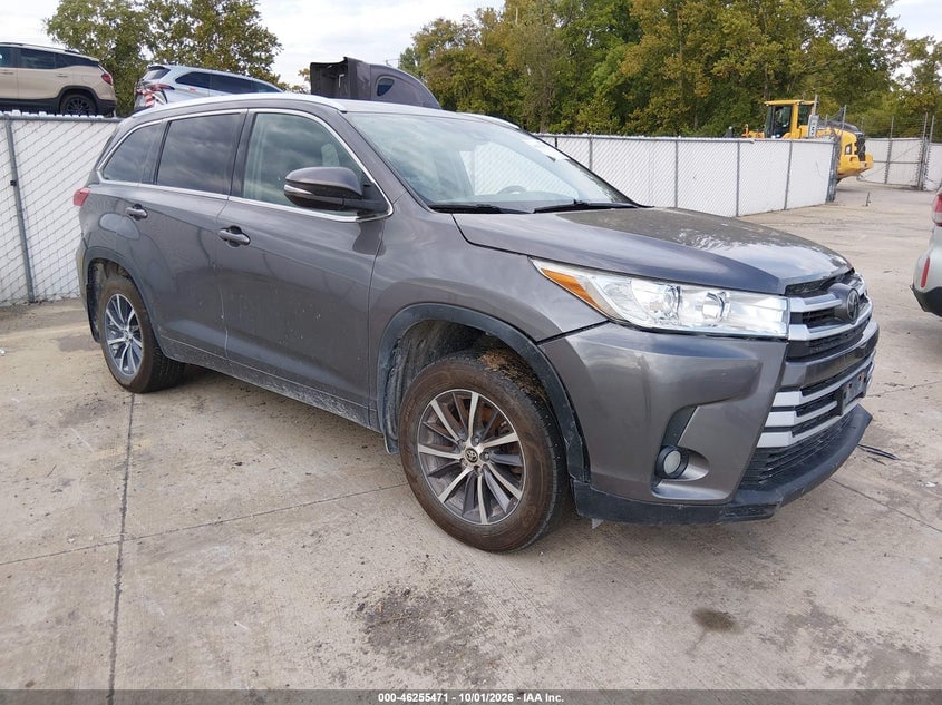 2017 TOYOTA HIGHLANDER XLE | 5TDJZRFH6HS419703 | UPCARS