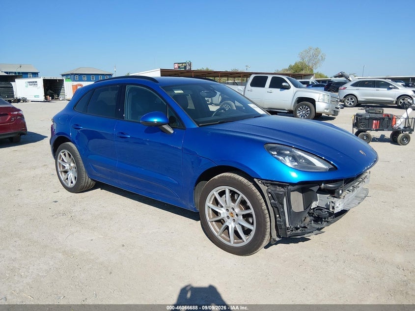 2017 PORSCHE MACAN S | WP1AB2A53HLB11672 | UPCARS