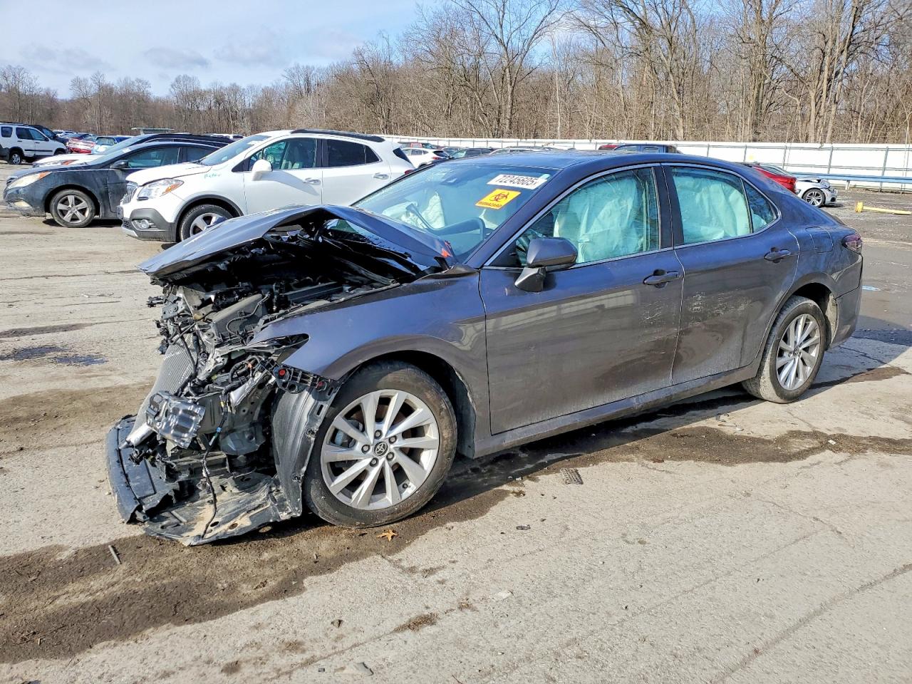 2022 TOYOTA CAMRY LE | 4T1C11BK5NU070197 | UPCARS