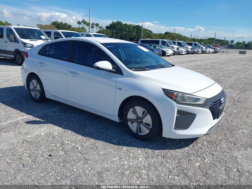 2018 HYUNDAI IONIQ HYBRID BLUE | KMHC65LC5JU100437 | UPCARS