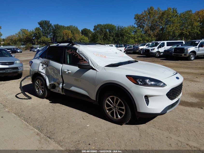 2022 FORD ESCAPE SE | 1FMCU9G64NUA64926 | UPCARS